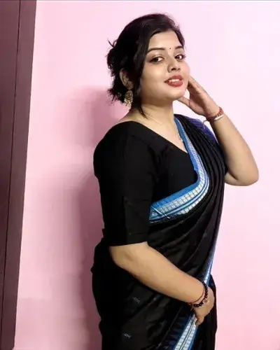 Call Girl in Sendhwa
